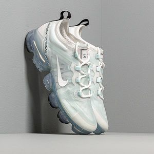 Nike Shoes - Nike vapormax shoe Nike Shoes - Nike vapormax shoe